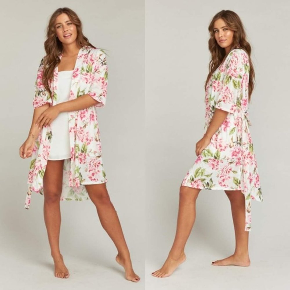 Show Me Your Mumu Brie Floral Robe Garden of Blooms One Size - Picture 2 of 12